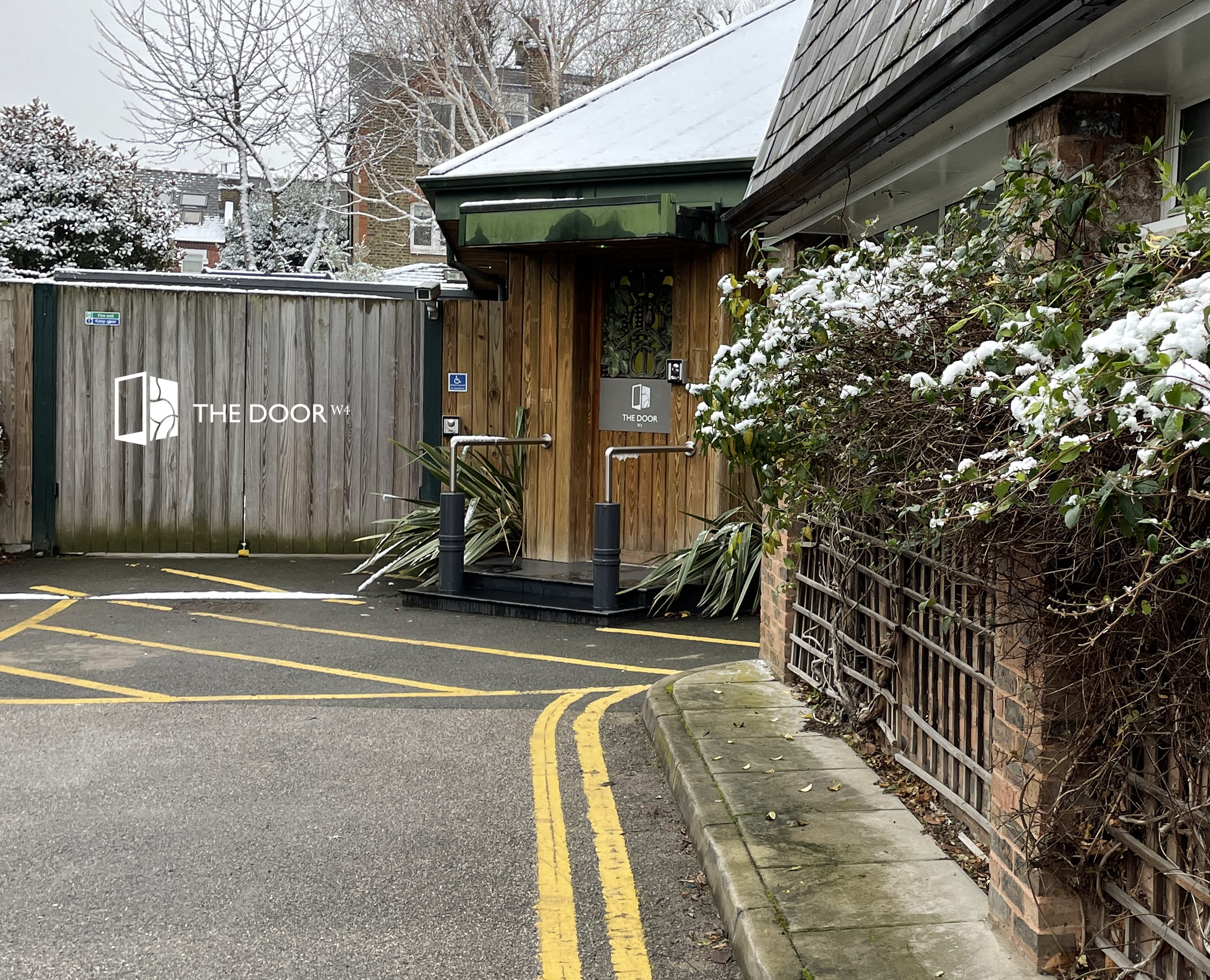 Private Entrance and Car Park